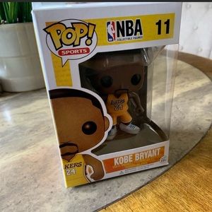 Kobe Bryant Funko Pop